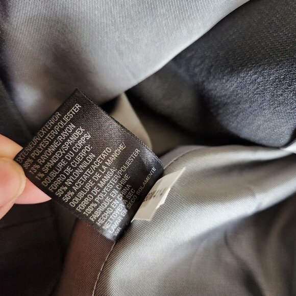 Tahari Blazer Women Size 16 Large Gray Stretch Knit 3 Buttons Modern Cut - Picture 11 of 13